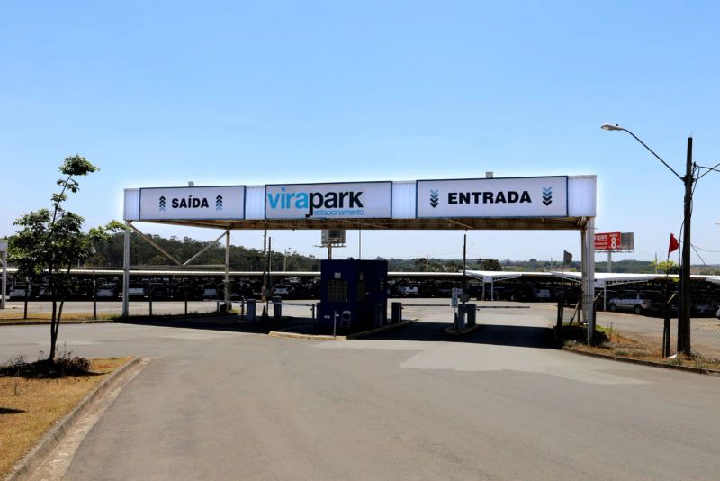 Por que o Virapark  se destaca como "melhor Estacionamento do Aeroporto Campinas"?